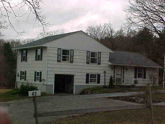 Building photograph for 43 INDIAN MOUNTAIN ROAD